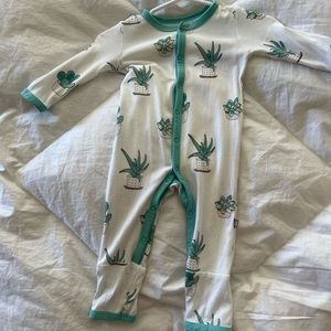 Kyte baby succulent snap romper 0-3
